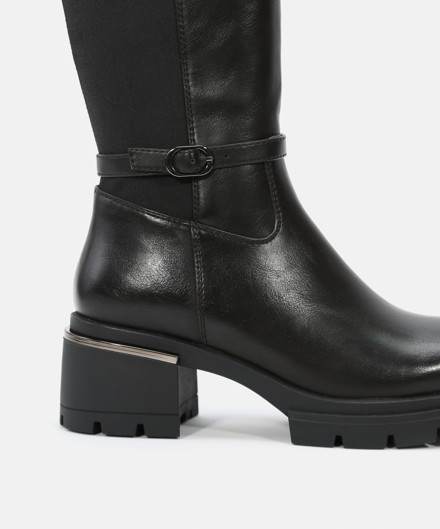 Botas altas plataforma  image number null